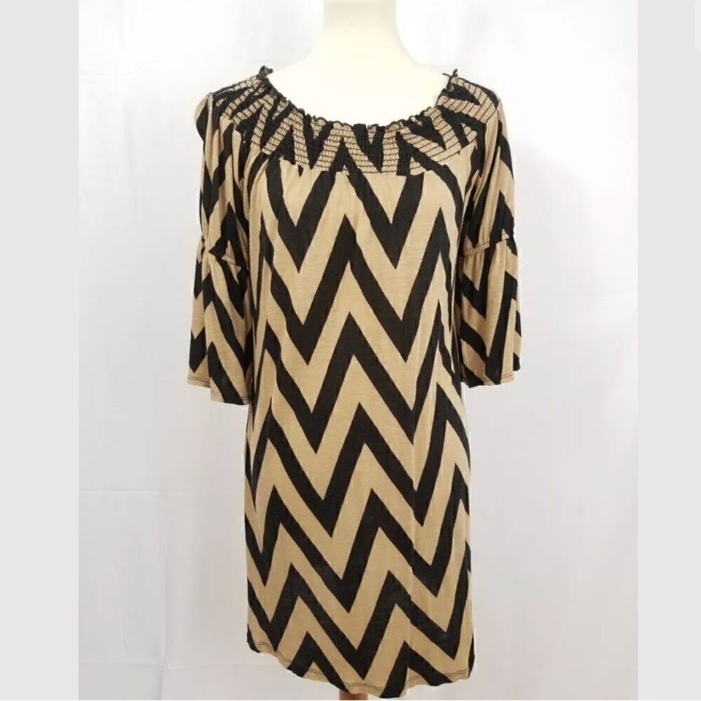 Yahada USA Smocked Shift Dress SZ S/M Bell Sleeve